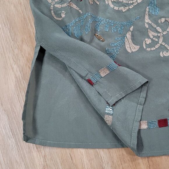 🔸️🔺️Lux Olive Green Silk Embroidered Sleeveless Blouse Medium - Picture 7 of 10
